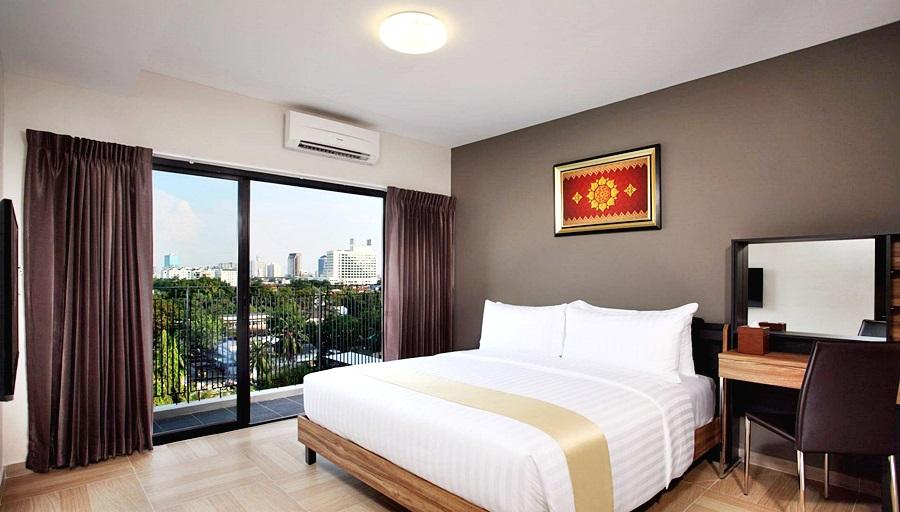 Chiva Bangkok Hotel - Sha Plus Exterior photo